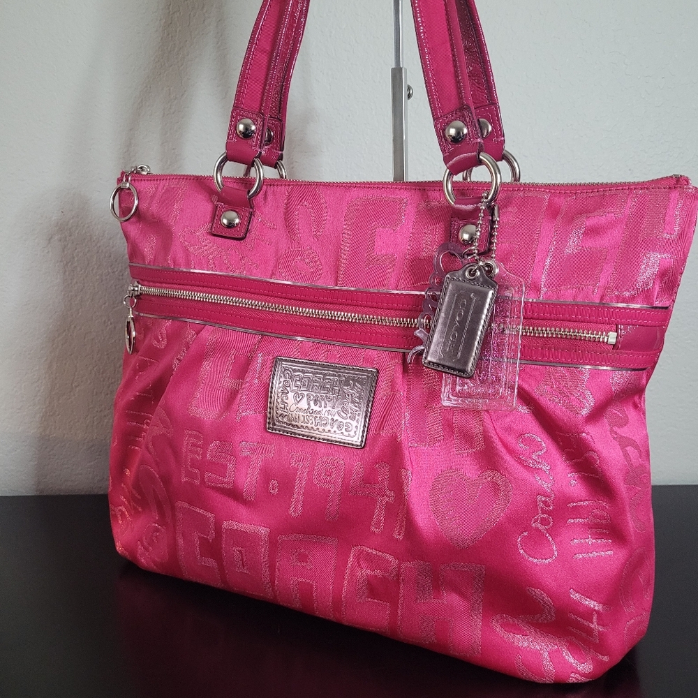 Coach Poppy Graffiti Scribble Shoulder Bag - Picture 2 of 15